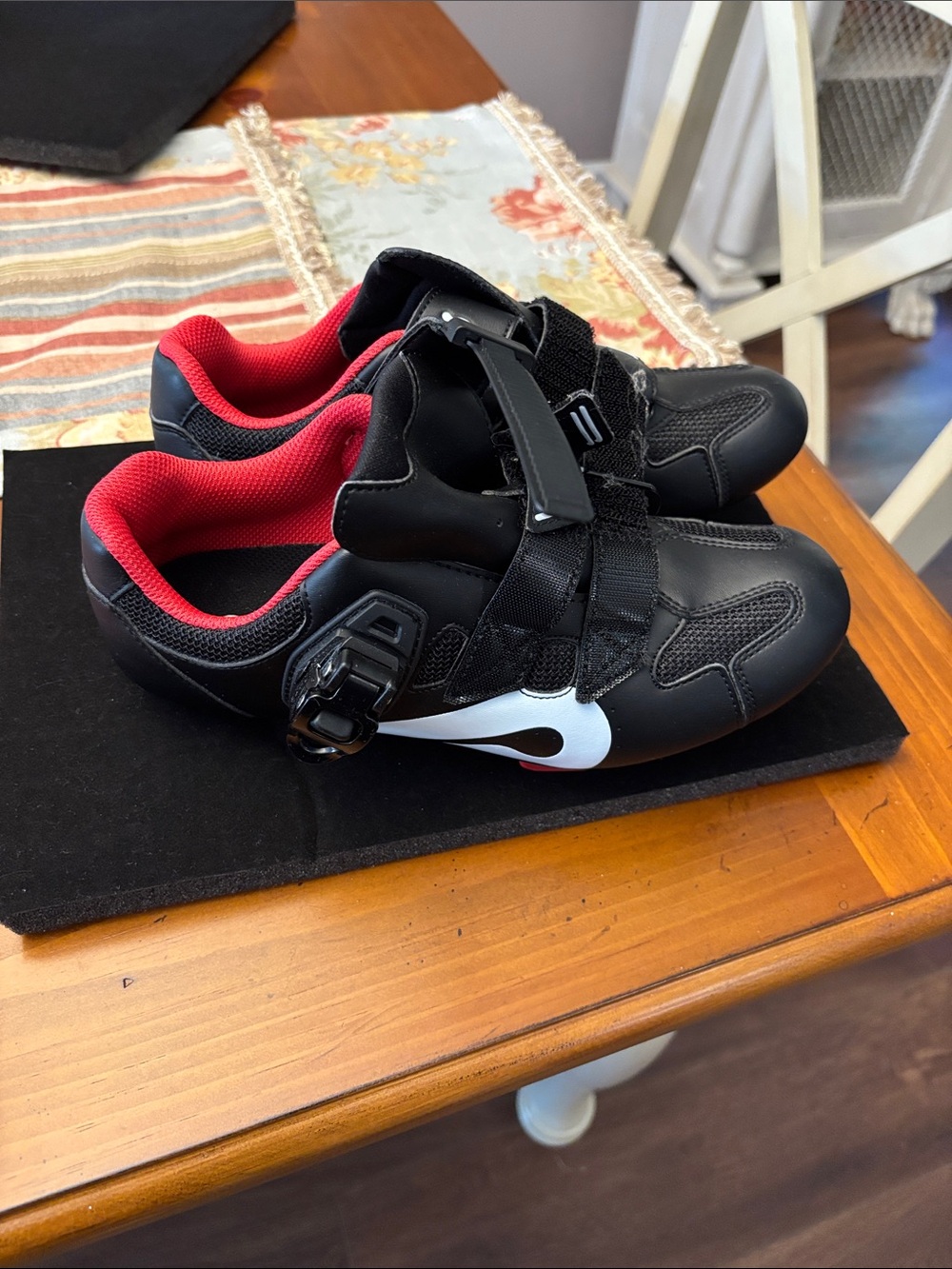 Peleton spin shoes